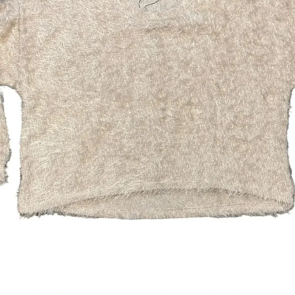 New Revolve Krisa Super Soft Comfy and Fuzzy Neutral Beige Sweater Women's M - Picture 5 of 11